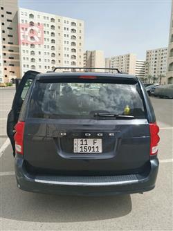 دودج كارافان